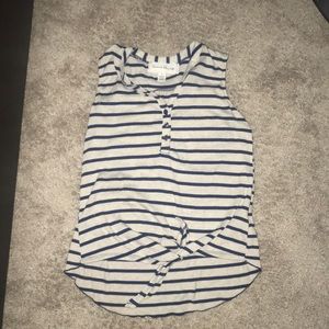 NWOT Tie front sleeveless shirt